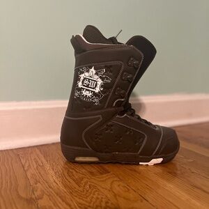 SW Brown Snowboard Boots